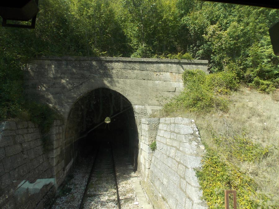 Tunnel2_sm
